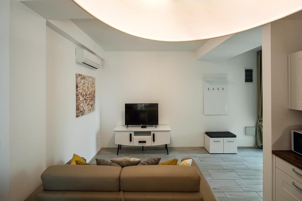 Adria Lux Apartments Sveti Stefan Budva Ngoại thất bức ảnh