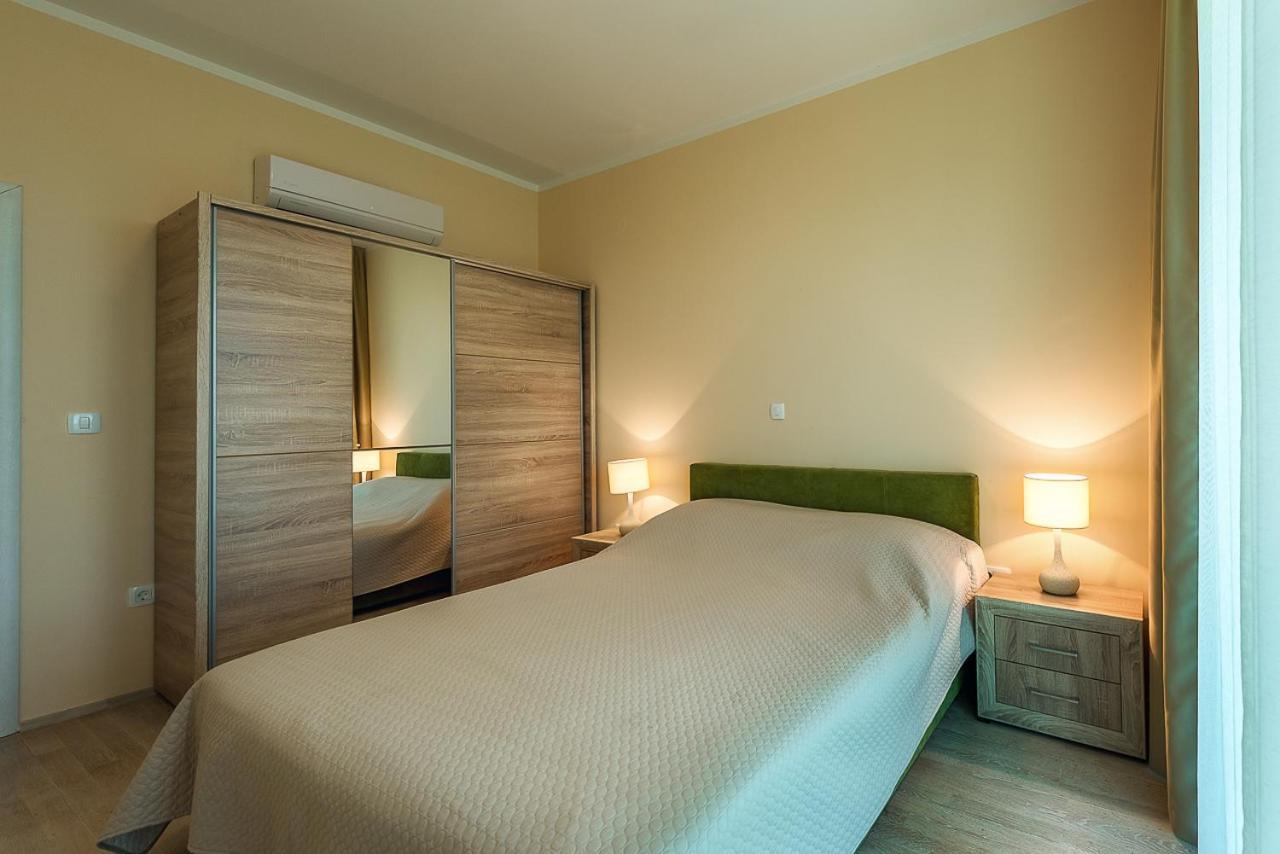 Adria Lux Apartments Sveti Stefan Budva Ngoại thất bức ảnh