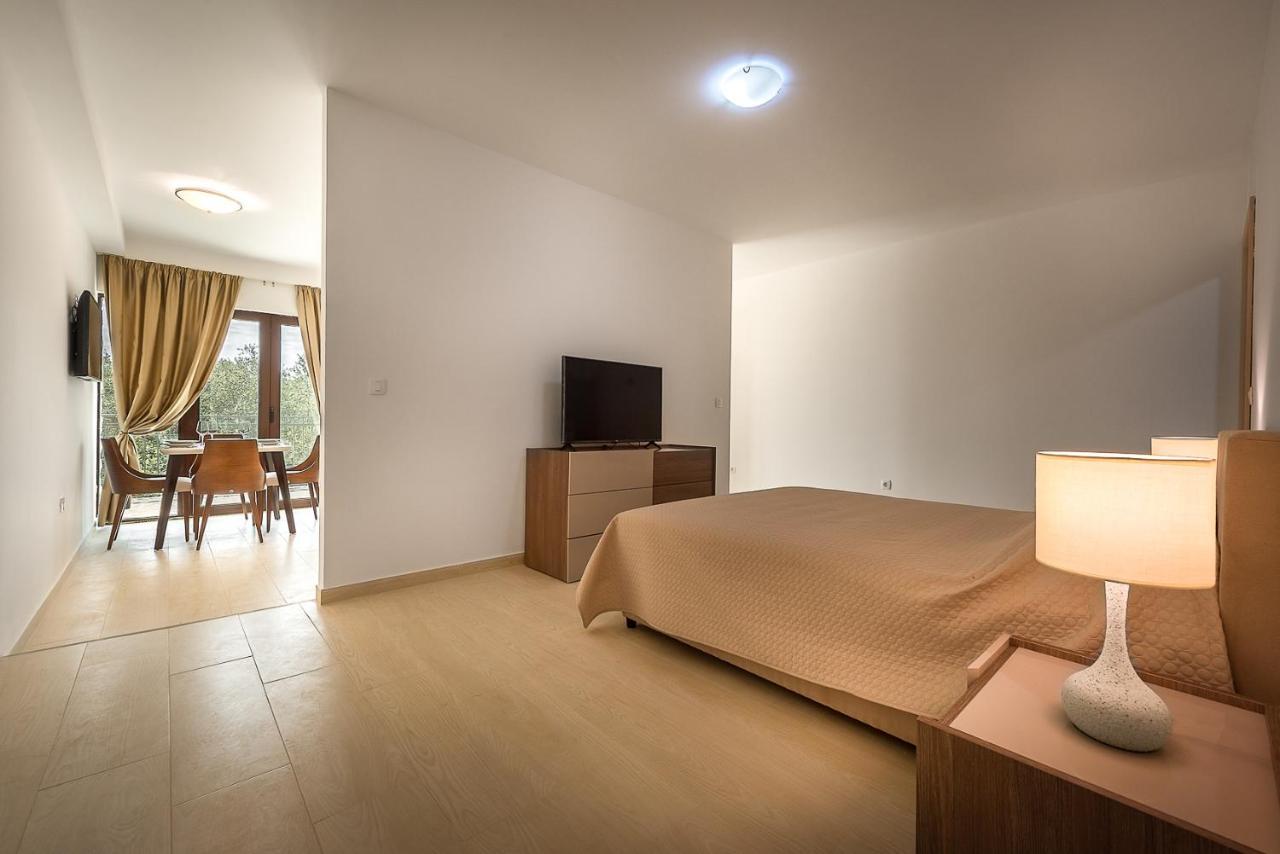 Adria Lux Apartments Sveti Stefan Budva Ngoại thất bức ảnh